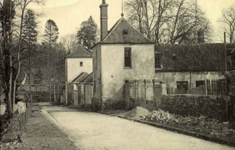 la ferme,  rue Thier, en descendant vers le lac [dépalcez  la souris ! ]